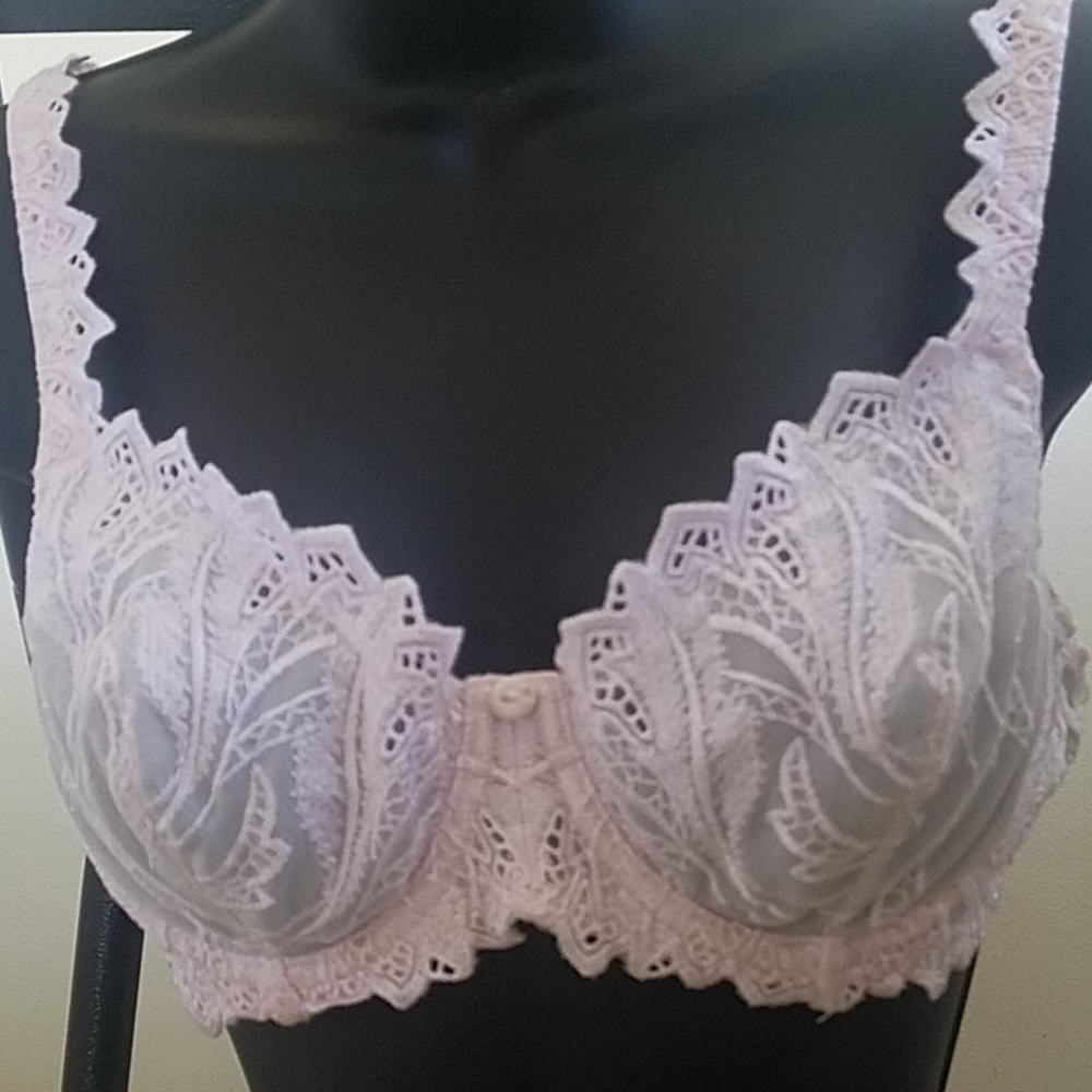Bali Very Sexy Designer Demi Lace